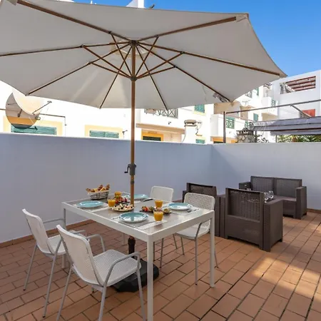 Holiday home Hostwise - Bright & Cozy House With Terrace Conceicao (Faro)